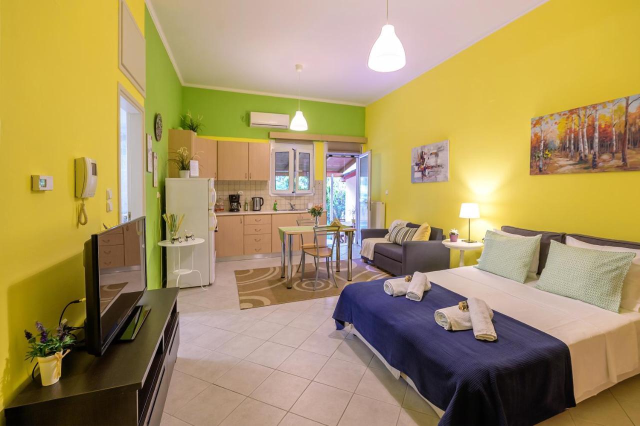 Peaceful Corner Apartment Preveza Exterior photo