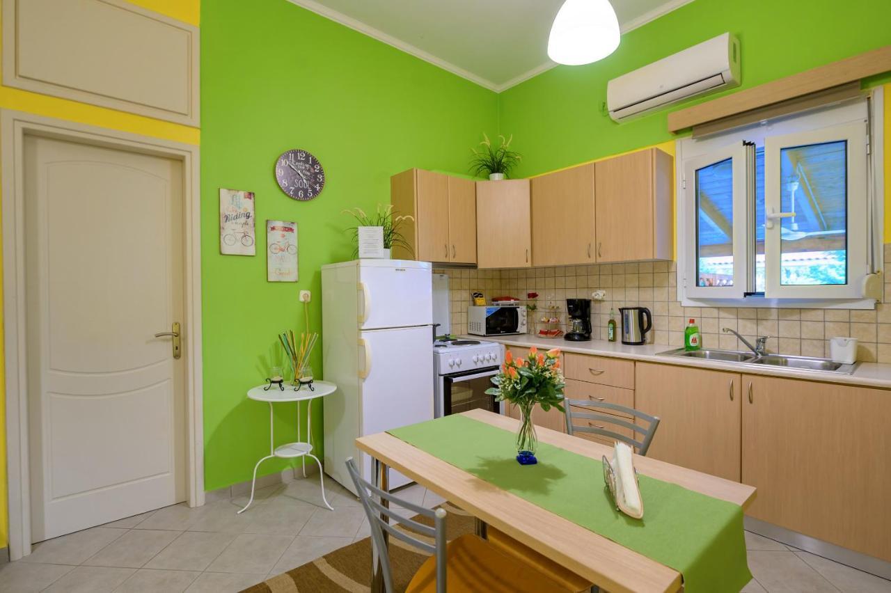 Peaceful Corner Apartment Preveza Exterior photo